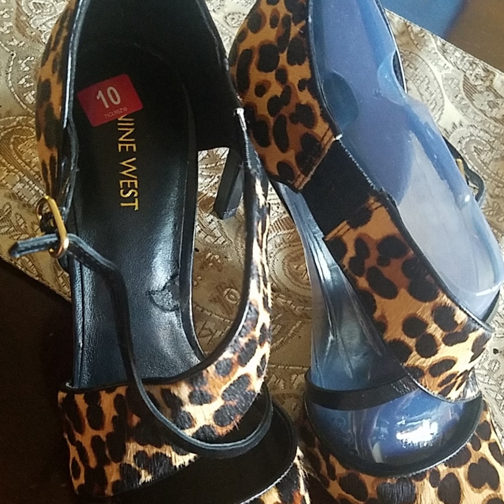 Brand new shoes cheetah soft style - Picture 8 of 8